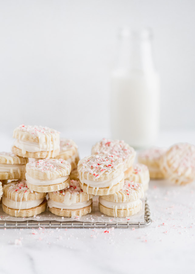 candy-cane-sandwich-cookies