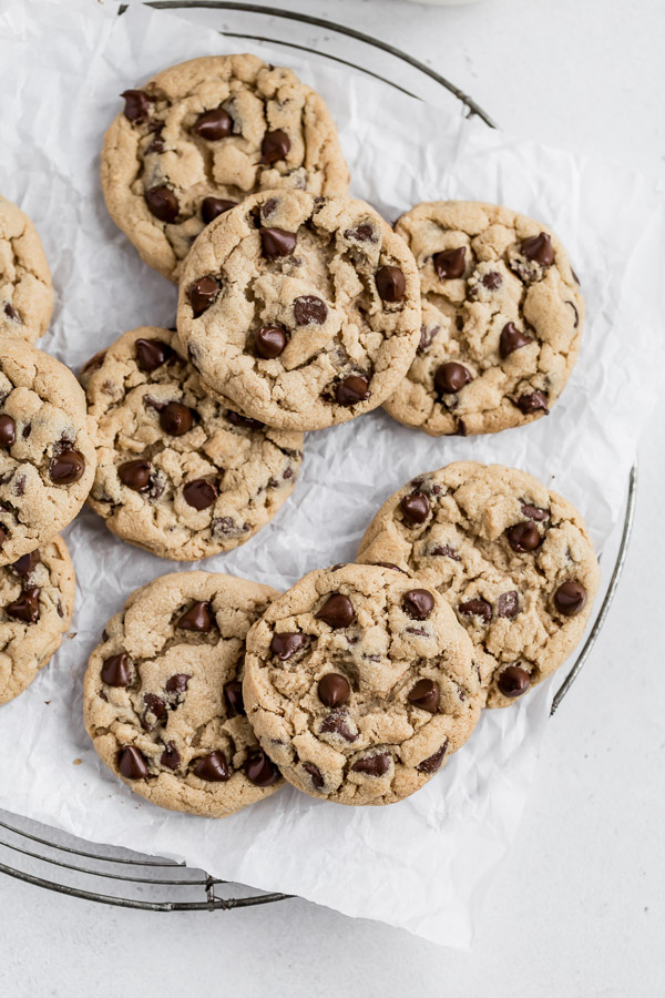 tahini-chocolate-chip-cookies