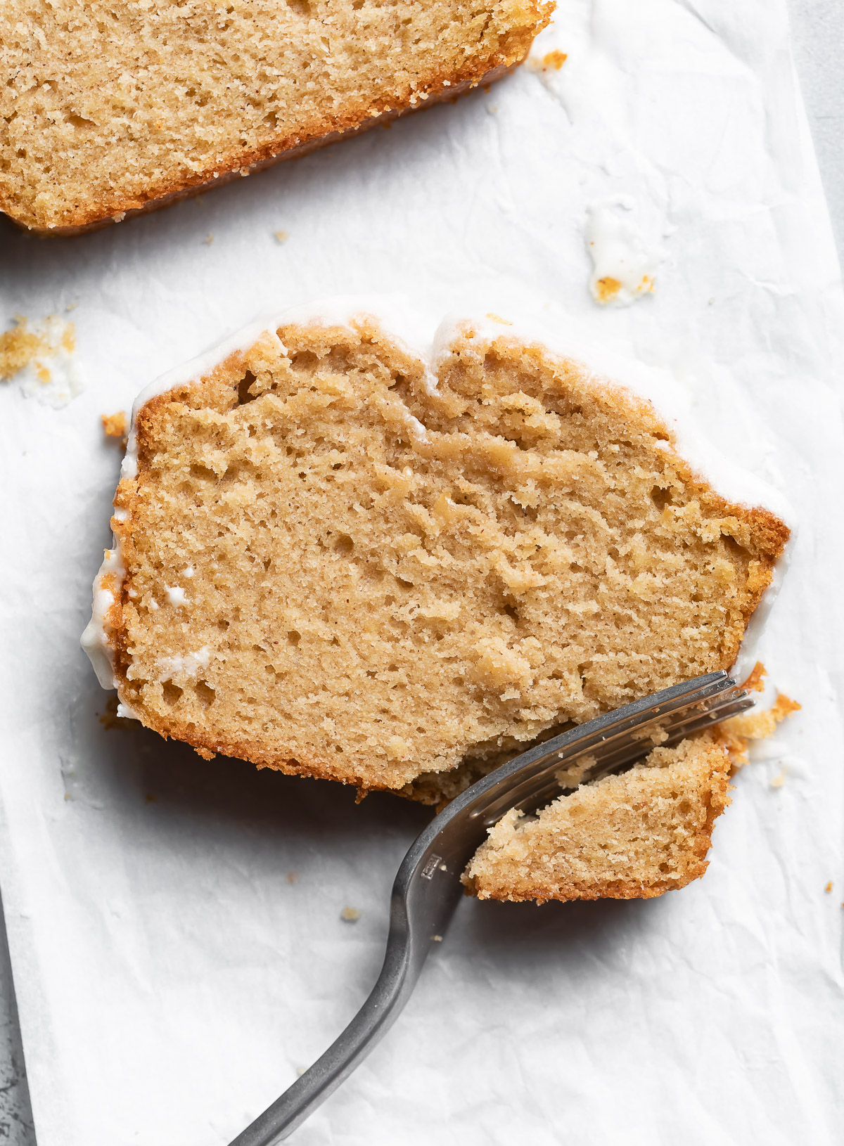 frosted apple spice cake